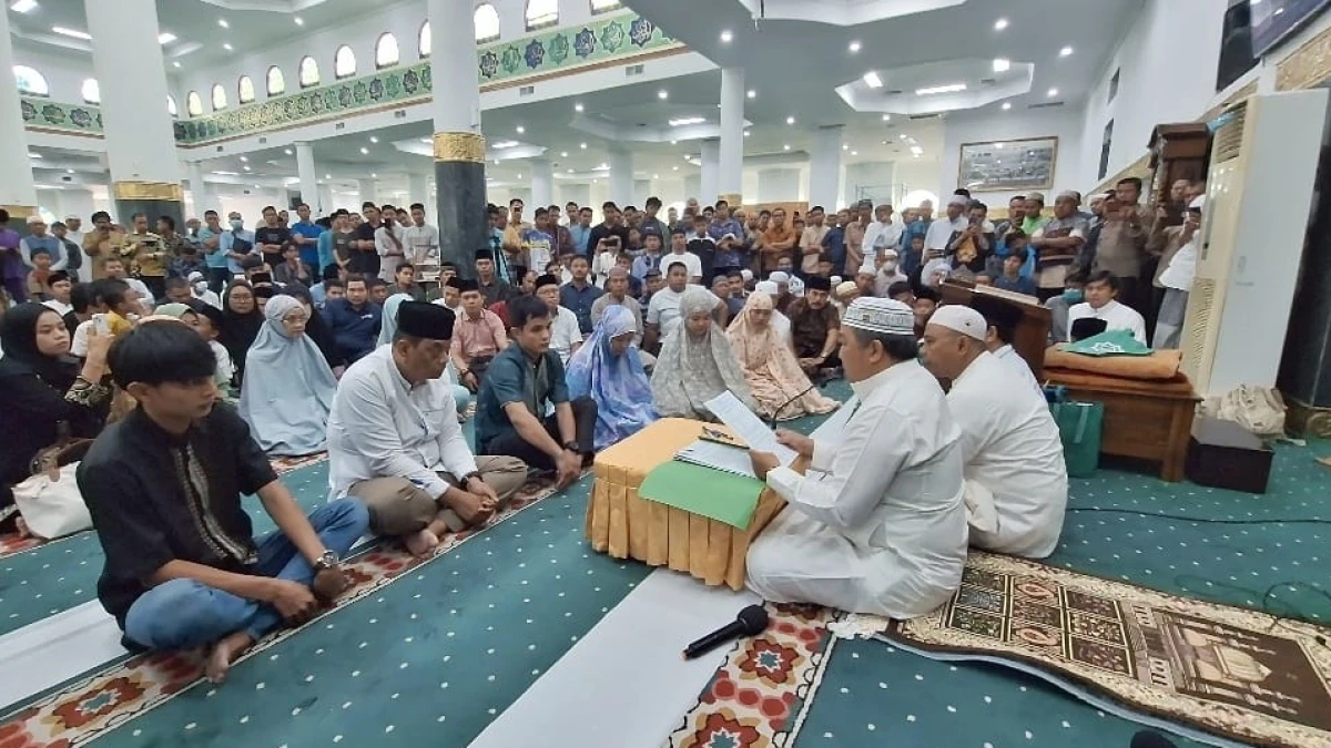 Ustaz Rubianto Mendedikasikan Hidup Membimbing Saudara Baru Login dalam Islam
