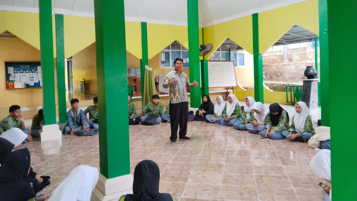 Kisah Wahyudi, Guru MAN 2 Cilegon Memperjuangkan Moderasi Beragama Lewat Kisah Kesultanan Banten