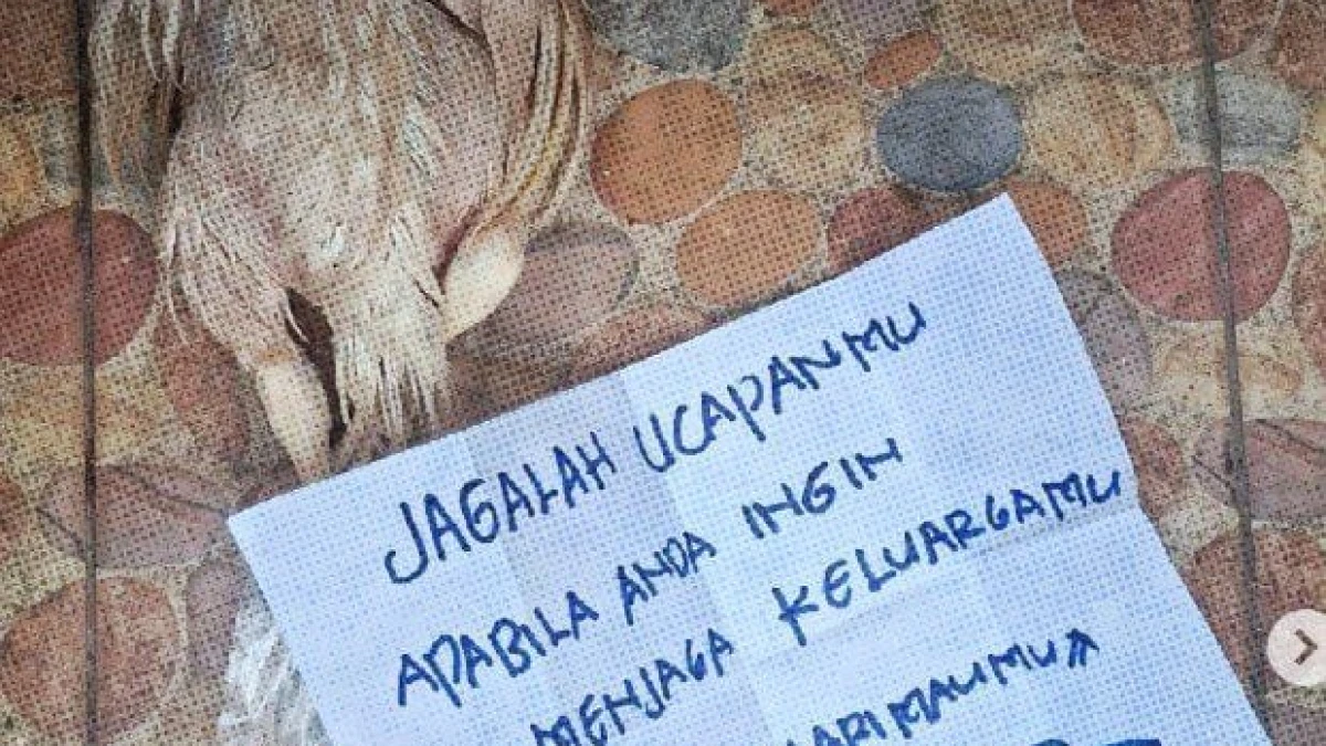 Aktivis Hingga Influencer Alami Teror Bangkai Ayam Usai Kritisi Bencana Sumatra