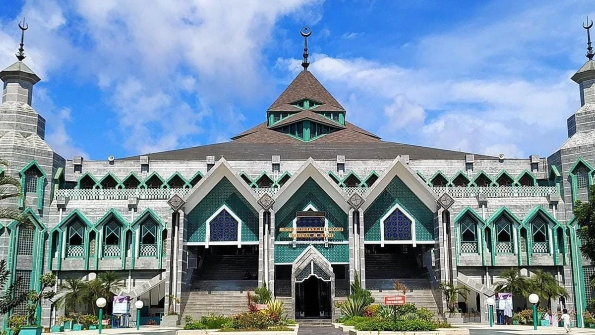 Masjid Al-Markaz Makassar Siapkan 1.200 Porsi Buka Puasa Setiap Hari Selama Ramadan