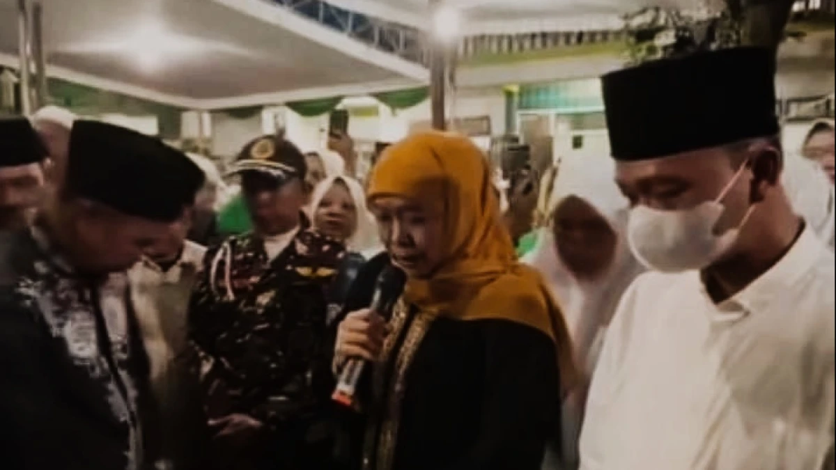 Hadiri Pemakaman di Denanyar, Khofifah: Margaret Konsisten Bela Anak dan Perempuan