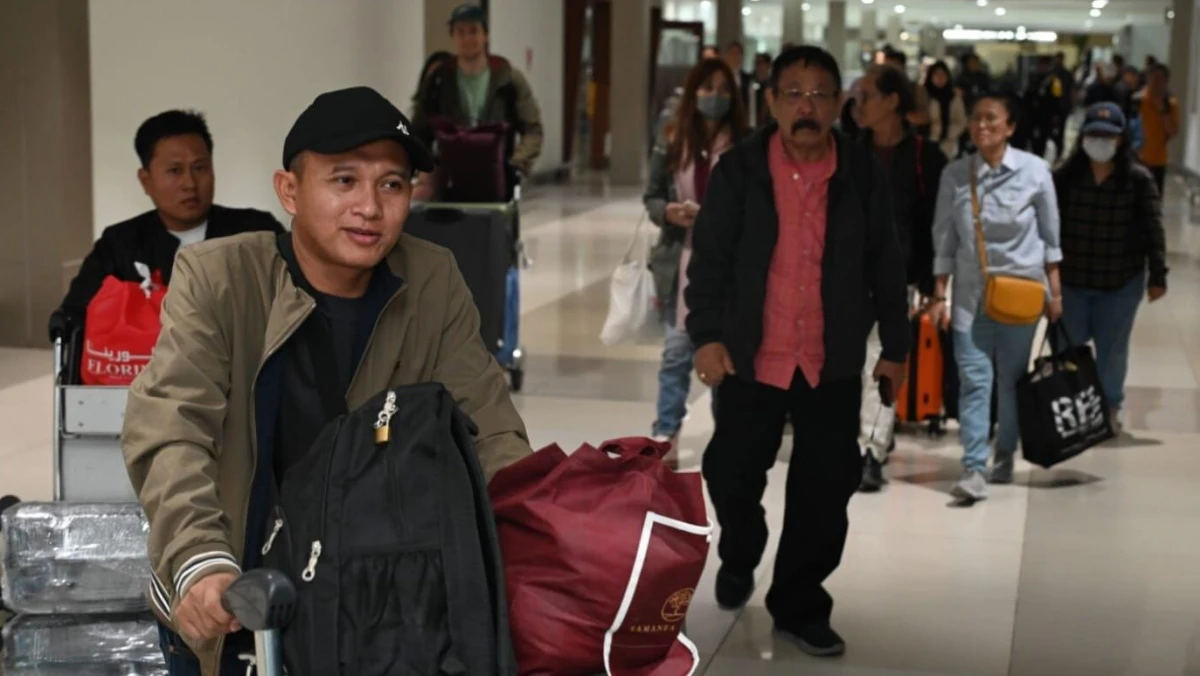 Berhasil Dievakuasi dari Iran, 32 WNI Kembali Berkumpul dengan Keluarga
