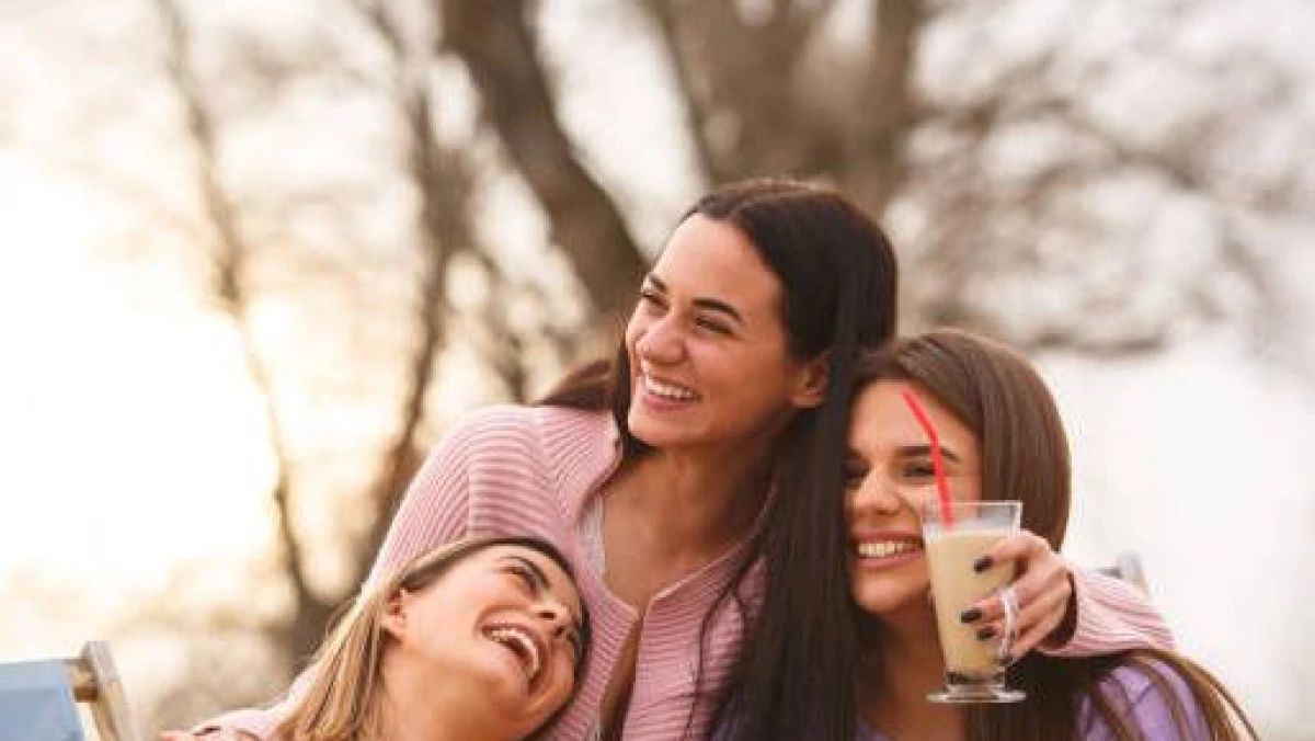 Tanpa Drama, Soft Socializing Jadi Cara Baru Gen Z Bangun Relasi