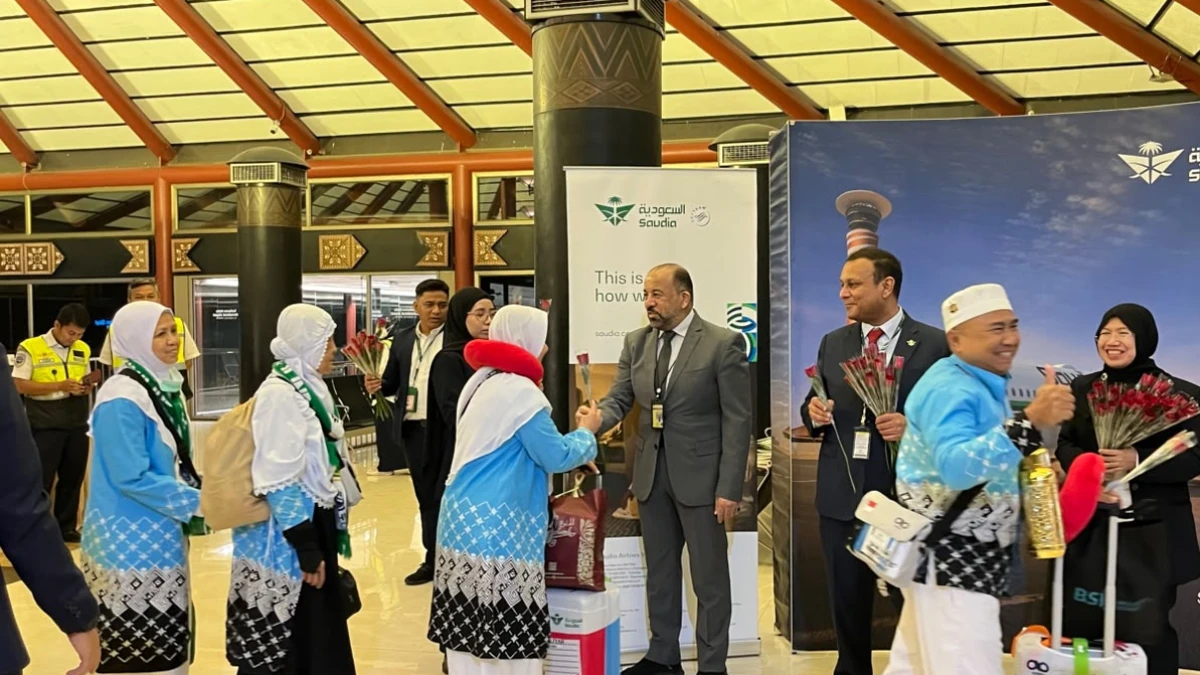 63.813 Jemaah Haji Tiba di Tanah Air