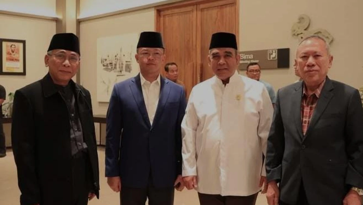 Gus Yahya Bertolak ke Iran Penuhi Tugas Negara, Sampaikan Takziah atas Wafatnya Khamenei