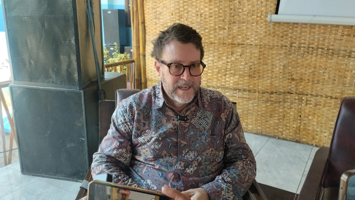 Penulis Biografi Gus Dur, Greg Barton Disebut Tak Diberi ID Card Muktamar NU, Ulil Abshar: Atas Perintah Rais Aam