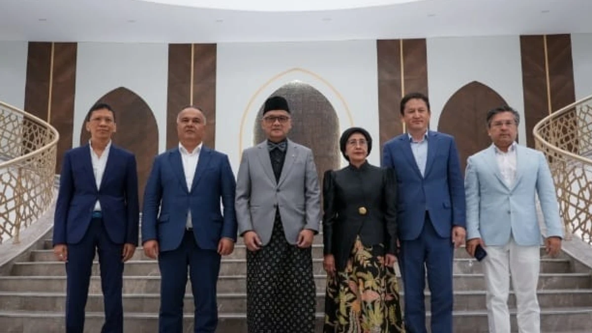 Perkuat Kerja Sama dengan Uzbekistan, Menhaj Dorong Penerbangan Langsung Indonesia-Samarkand