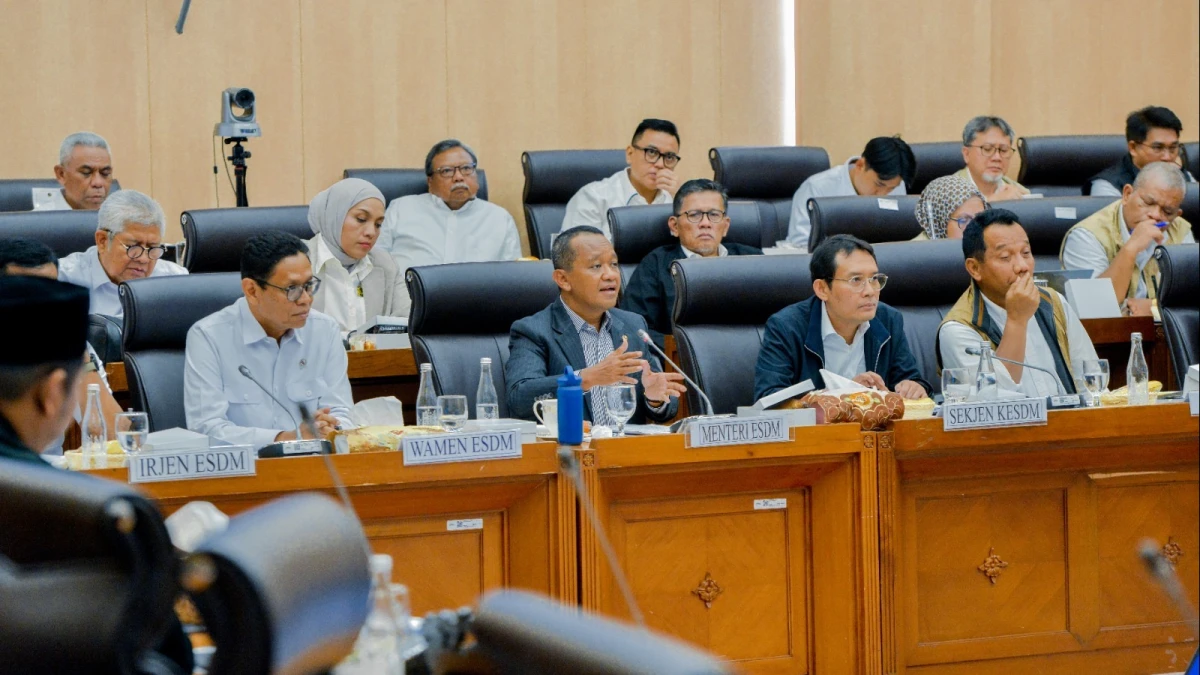 Ambisi Besar Bahlil: Produksi Minyak Indonesia Digenjot 610 Ribu Barel per Hari