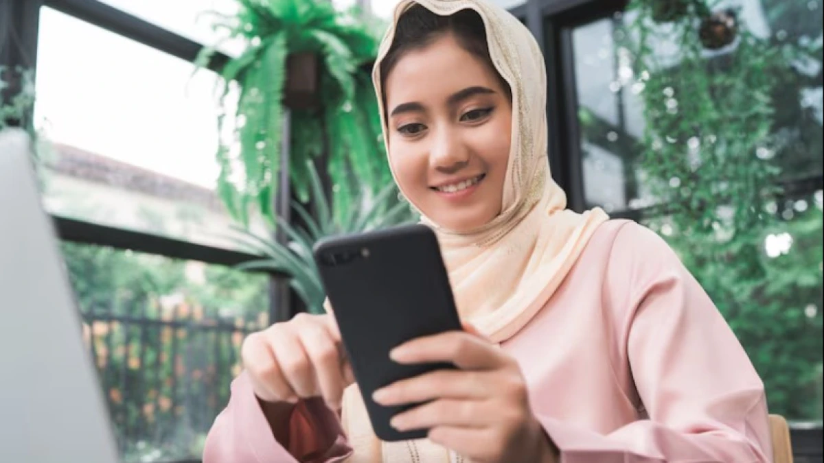 Anjuran Rasulullah Agar Istri sering Minta Suami Cepat Pulang