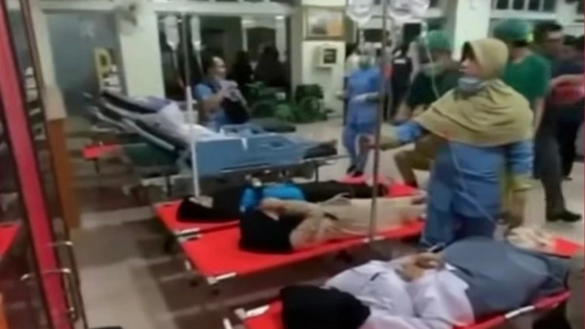 Ratusan Santri Keracunan MBG di Sidoarjo, Desak SPPG Diaudit Menyeluruh