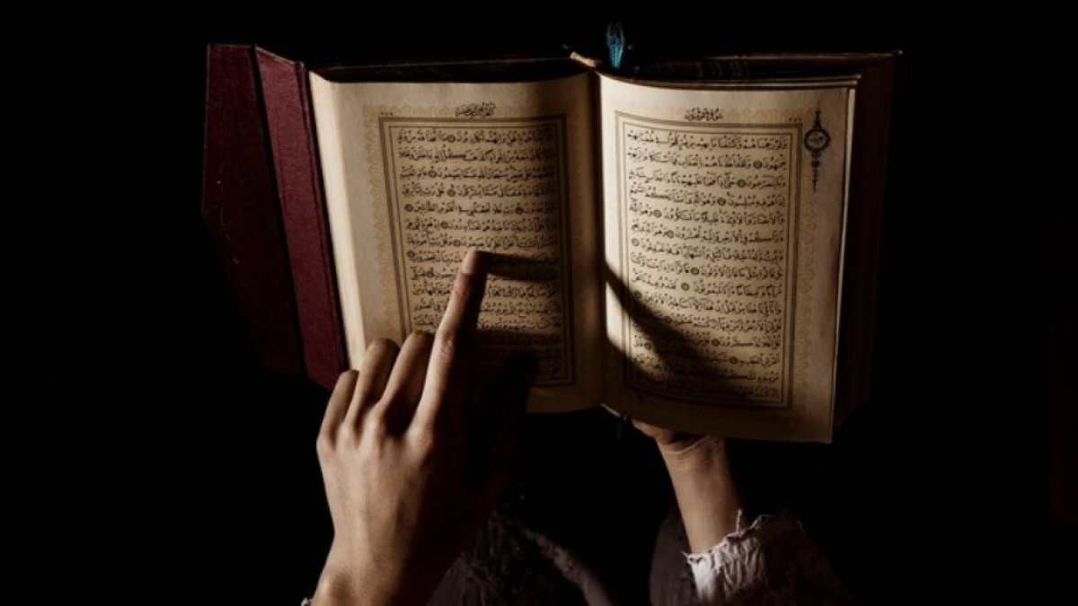 Khutbah Jumat: Penghujung Ramadan dan Keutamaan Membaca Al-Qur'an