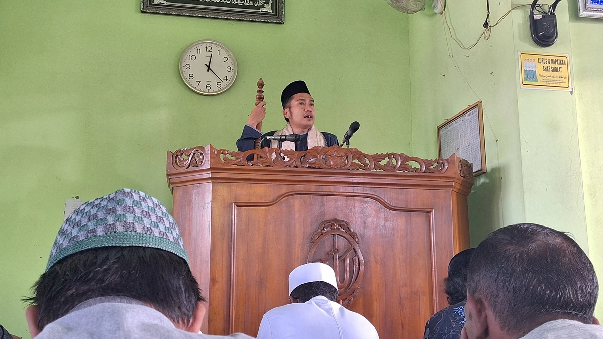 Khutbah Jumat Bahasa Jawa: Ngadepi Musibah lan Ujian Dunyo