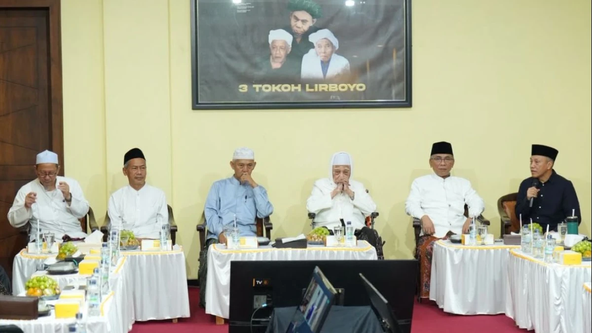 Puluhan Kiai Sepuh Berkumpul di Lirboyo, Doakan Keadilan untuk Gus Yaqut