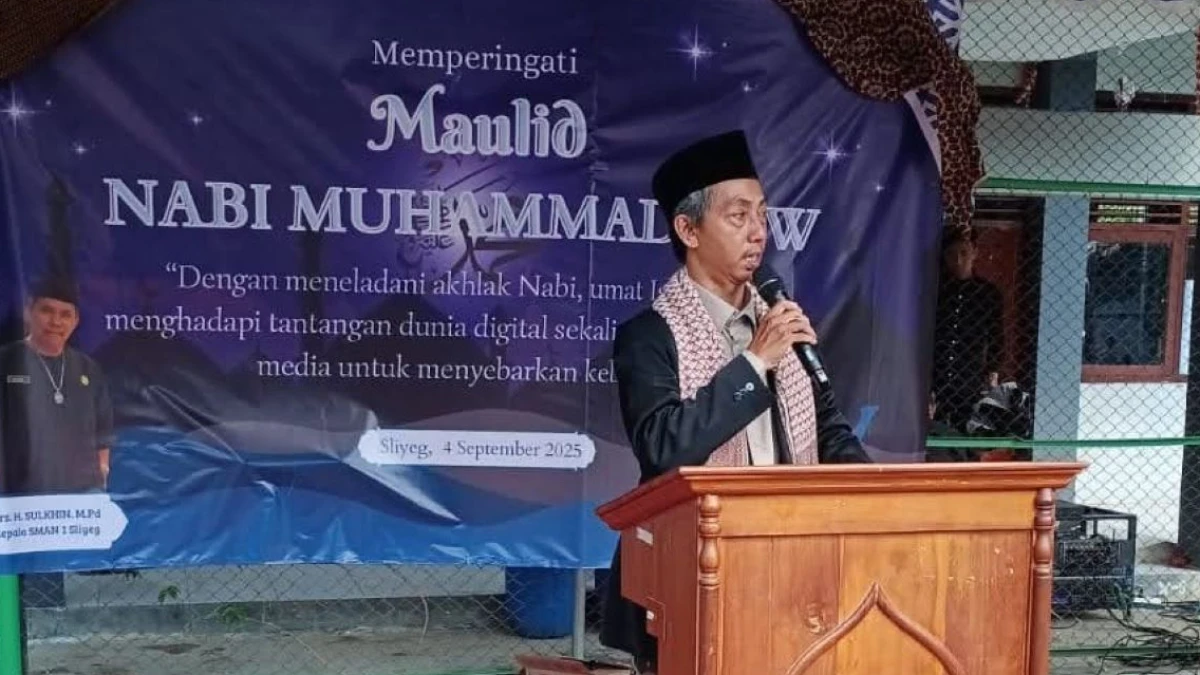 Kiai Munawir Amin: Kiai Besar Berperawakan Kecil dari Indramayu yang Tak Pernah Lelah Menyuluh