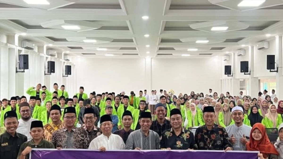 Perkuat Moderasi Beragama, Prodi IAT UIN Walisongo Kunjungi Pesantren di Jombang dan Bali