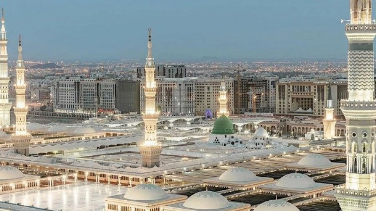 Inilah Dalil Anjuran Sholat Arbain di Masjid Nabawi Madinah