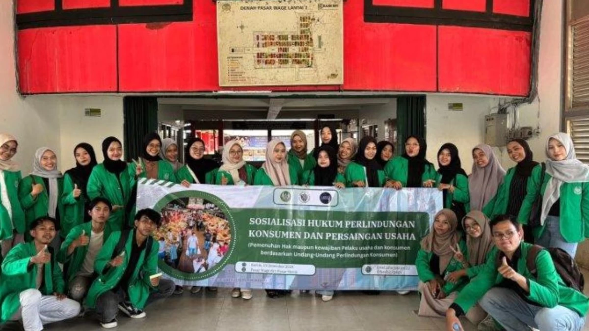 Mahasiswa Hukum Ekonomi Syariah UIN Saizu Sosialisasikan UU Perlindungan Konsumen di Pasar Tradisional