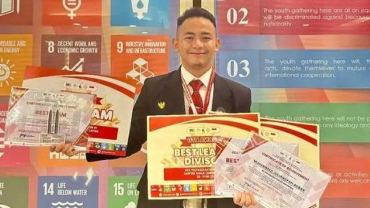 Mahasiswa UIN Surabaya Jadi Presenter Terbaik di Konferensi Internasional di Malaysia