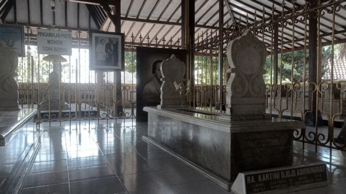 Ziarah ke Makam Kartini; Perjalanan dan Kenangan