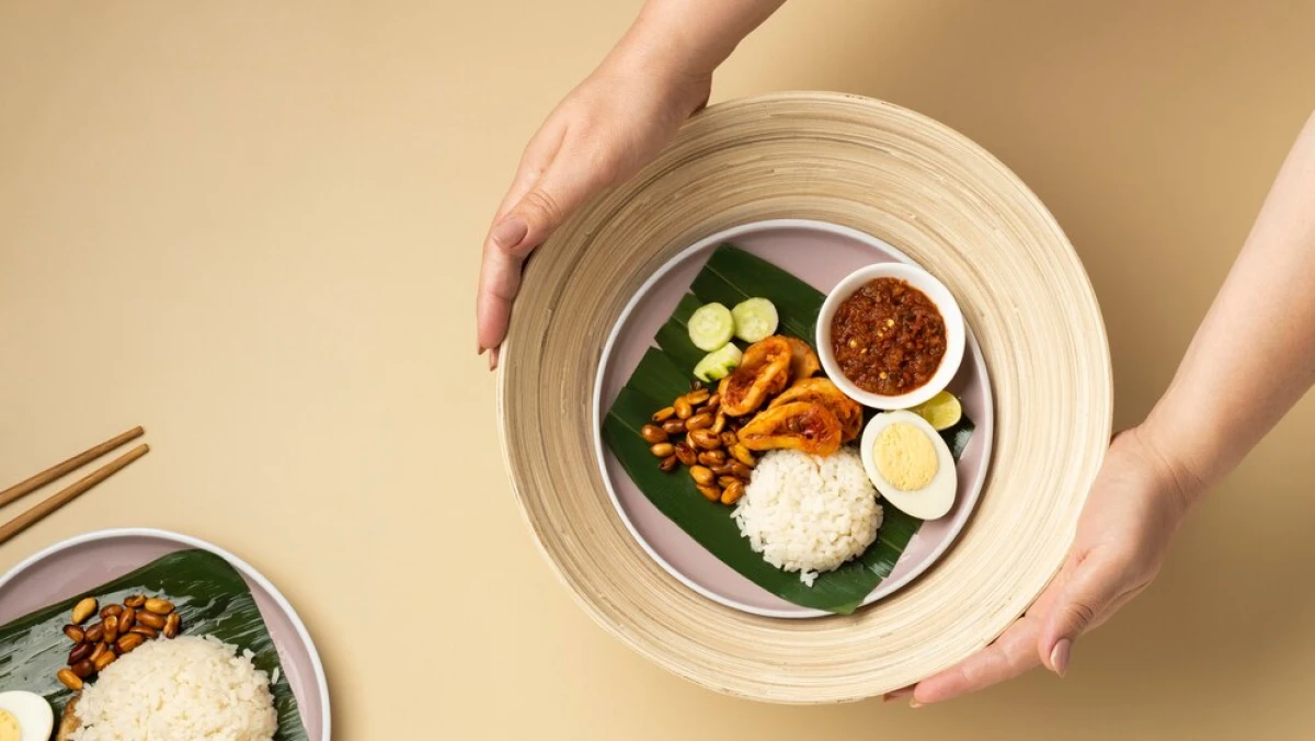 Sudah Azan Subuh, Nasi di Piring belum Habis, Bolehkah Menyelesaikan Sahur?