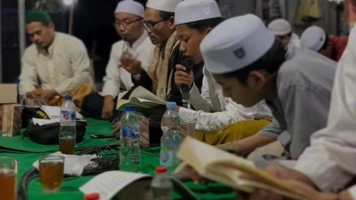 Viral Maulid Nabi Pakai Bahasa Indonesia: Kearifan Tradisi Lama yang Jadi Tren Baru