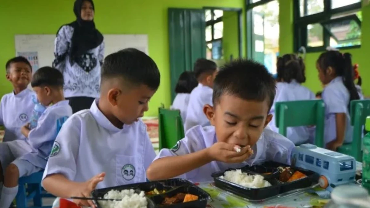Inefisiensi MBG di Hari Lebaran