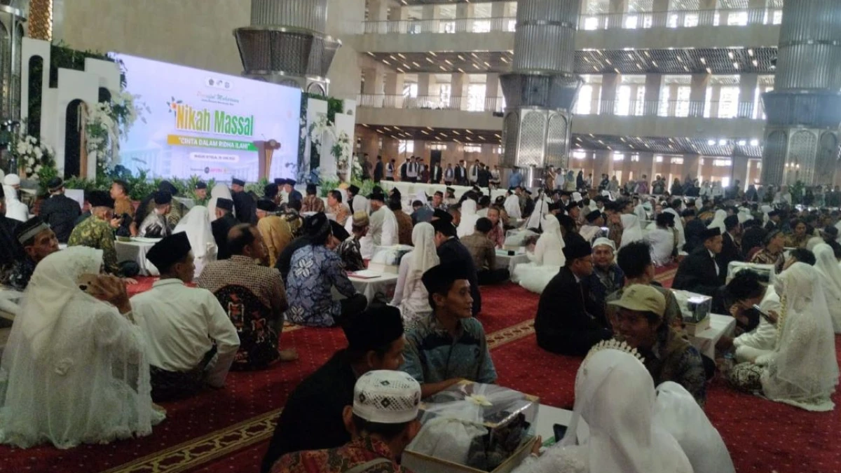 Kemenag Gelar Nikah Massal di Masjid Istiqlal, 100 Pasangan Dapat Modal Usaha Gratis
