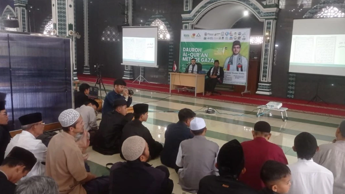 Ketika Syekh dari Gaza Melatih Hafalan Al-Qur’an Anak-Anak Banjarnegara