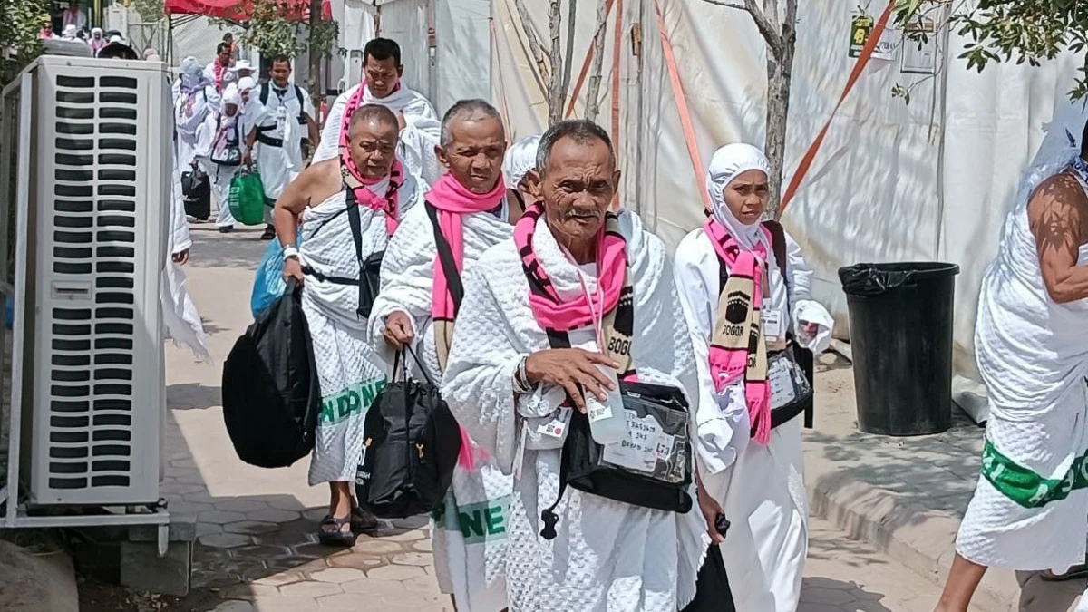 Perbedaan Pakaian Ihram Laki-laki dan Perempuan