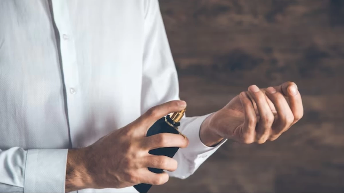 Bolehkah Pakai Parfum Beralkohol untuk Pakaian Shalat?