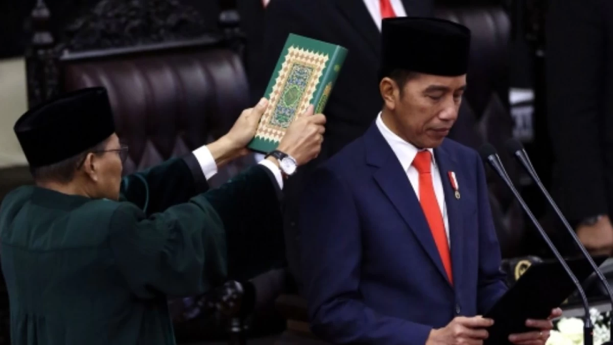 Hukum Sumpah Presiden Menggunakan Mushaf Al-Qur’an
