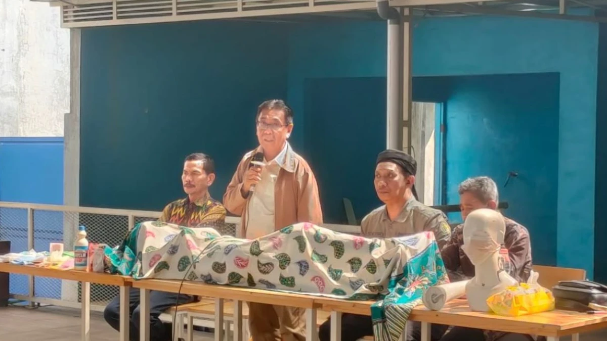 Cak Zaim, Penyuluh Agama Berjuluk Ustadz Jenazah dari Sidoarjo