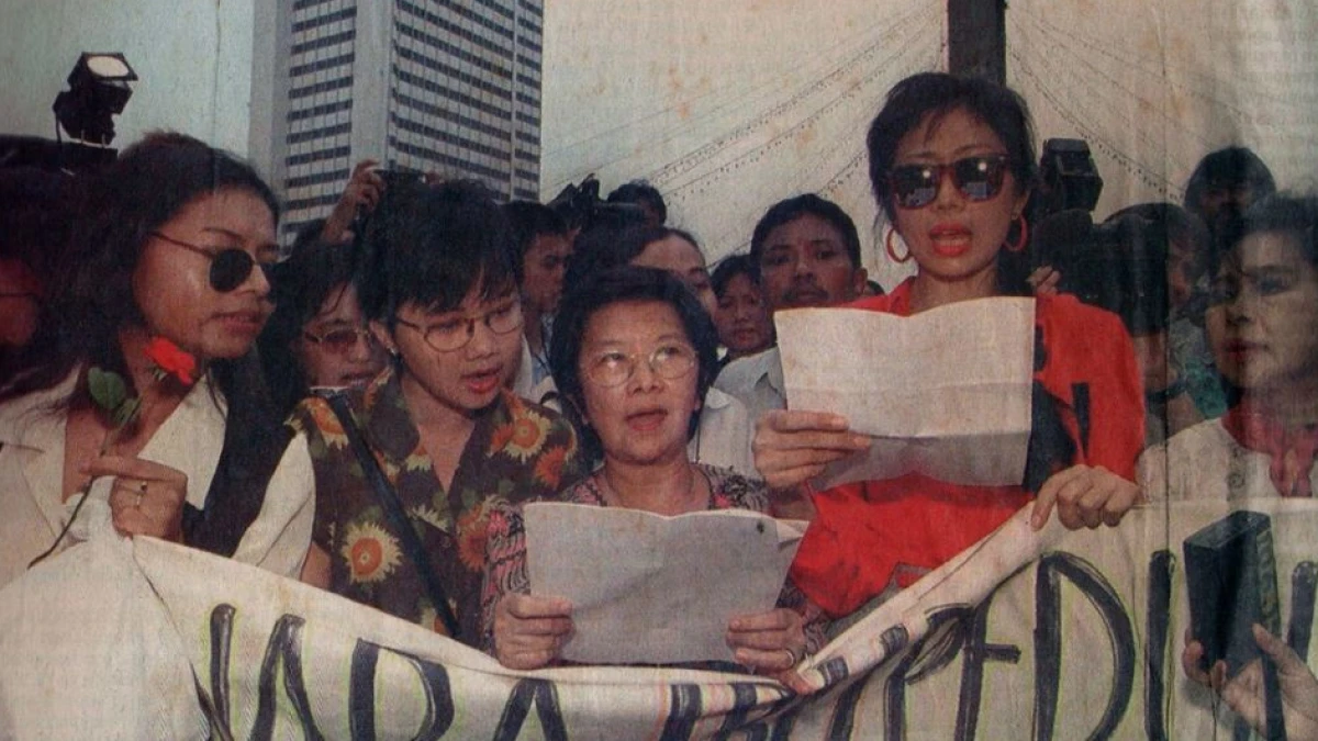 Perempuan dan Parade Jalanan