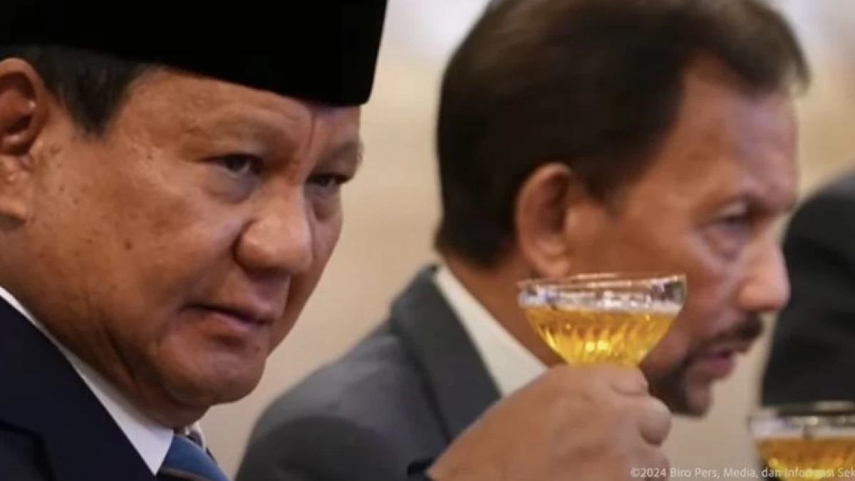 Hukum Bersulang sebelum Minum dalam Islam
