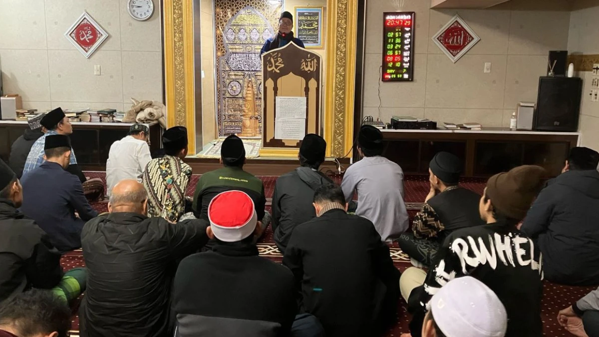 Kesulitan Puasa di Negara Minoritas Muslim