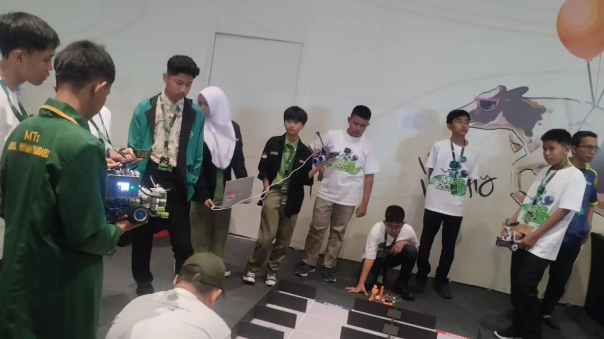 Kreativitas Siswa Madrasah Hadirkan Inovasi Robotik Dukung Teknologi Hijau