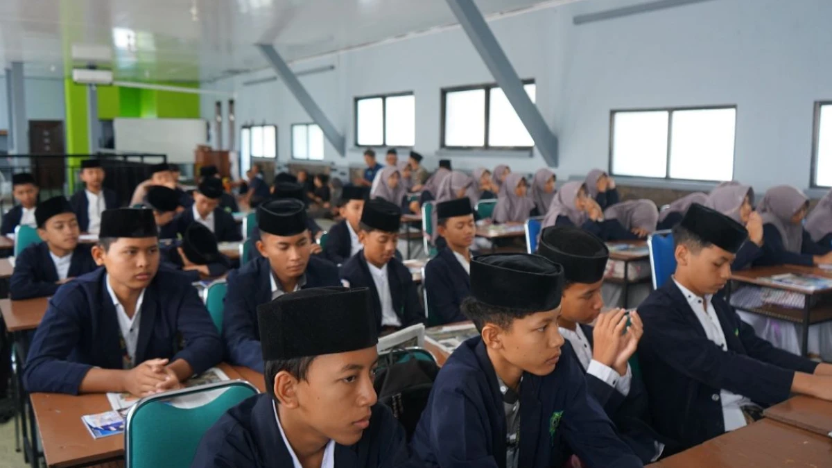 Ramai-Ramai Belajar Produksi Konten Positif di Bulan Ramadhan, Santri Gen Z Harus Cakap Digital