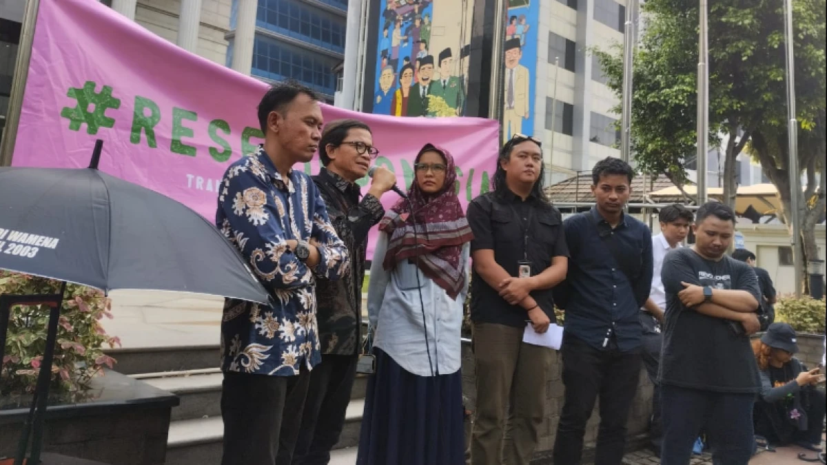 MK Tolak Uji Formil UU TNI, Koalisi Masyarakat Sipil Nilai Lemahkan Oposisi