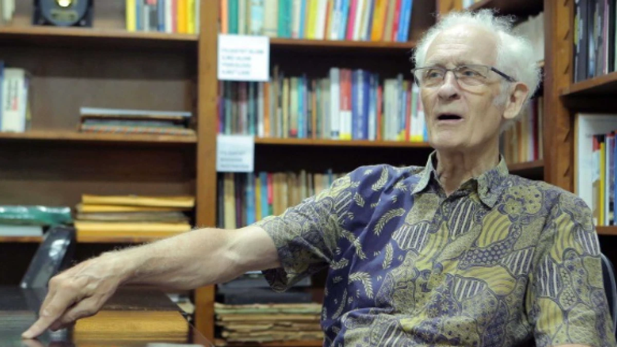 Polisi Sita Buku Marx karya Magnis Suseno, YLBHI: Aparat Gagal Baca Kebebasan Berpikir