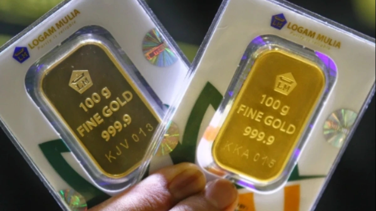 Harga Jual Emas Antam Hari ini Merosot Rp57.000 menjadi Rp2.428.000 juta/gram