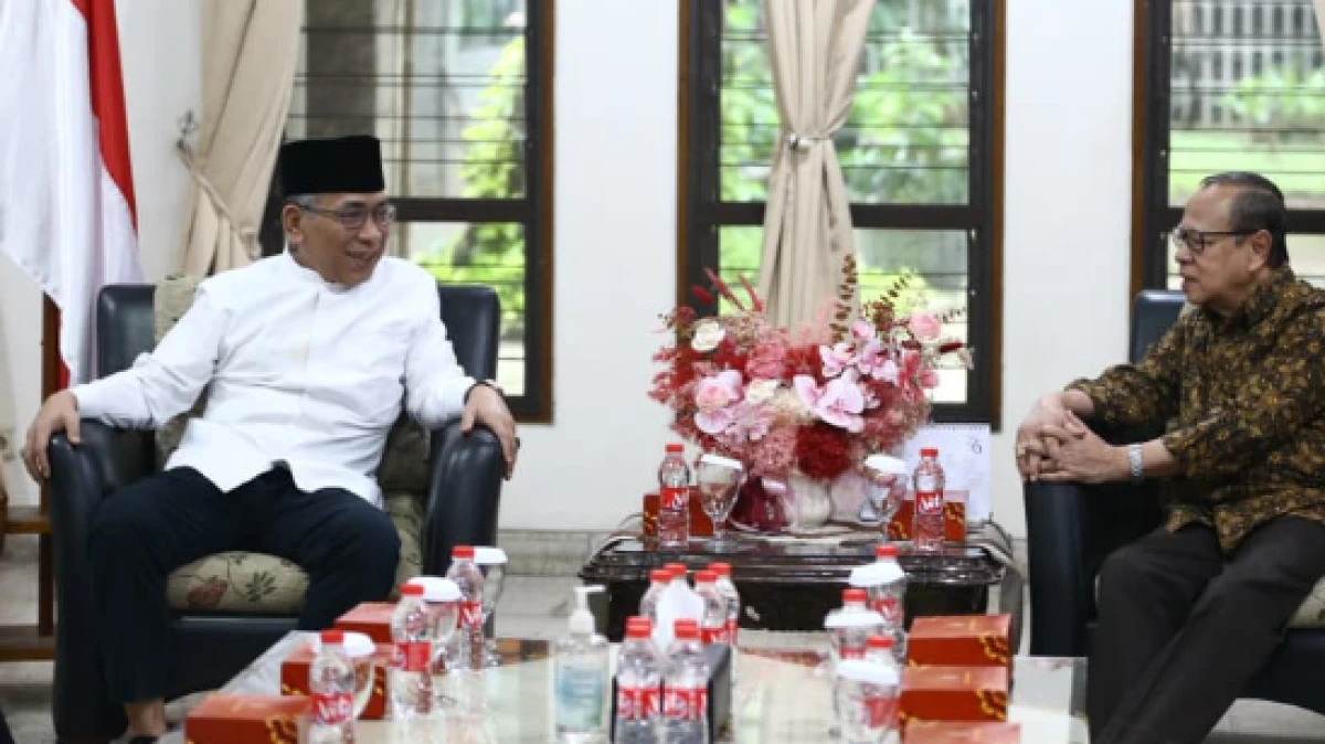 Perundingan Gagal, Ketum PBNU dan Paus Leo XIV Ajak Seluruh Umat Wujudkan Perdamaian