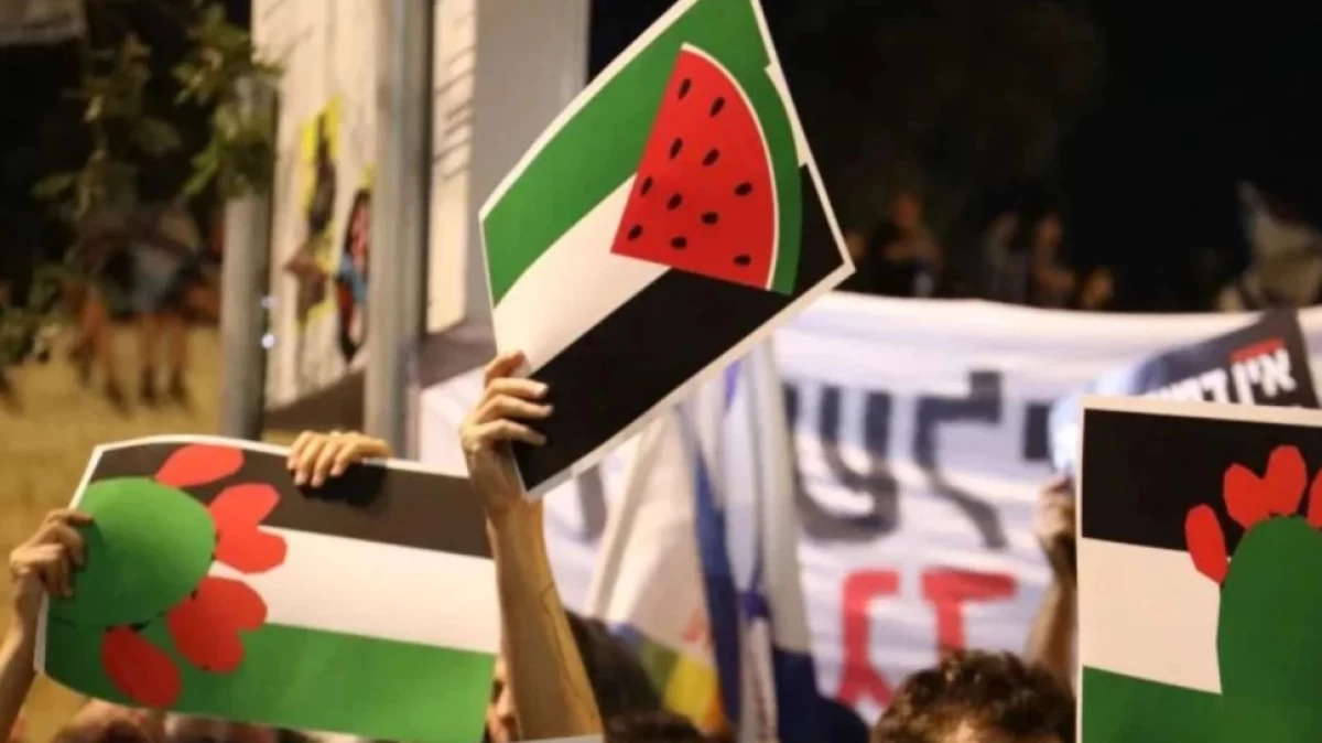 Irisan Buah Semangka dan Dukungan untuk Perjuangan Palestina