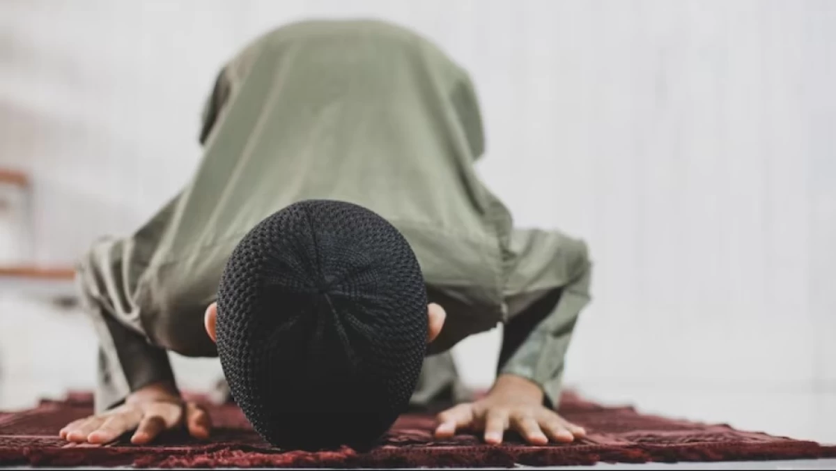 Hukum dan Batasan Memukul Anak yang Tinggalkan Sholat