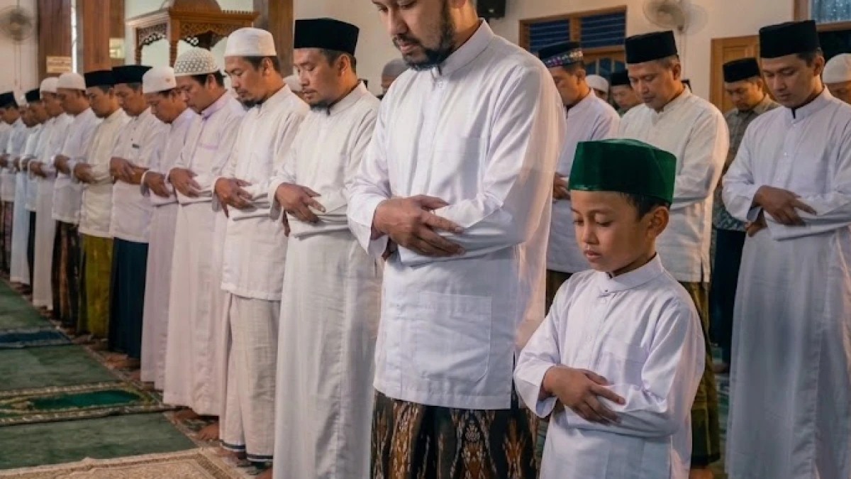 Bolehkah Bawa Anak saat Tarawih di Masjid?