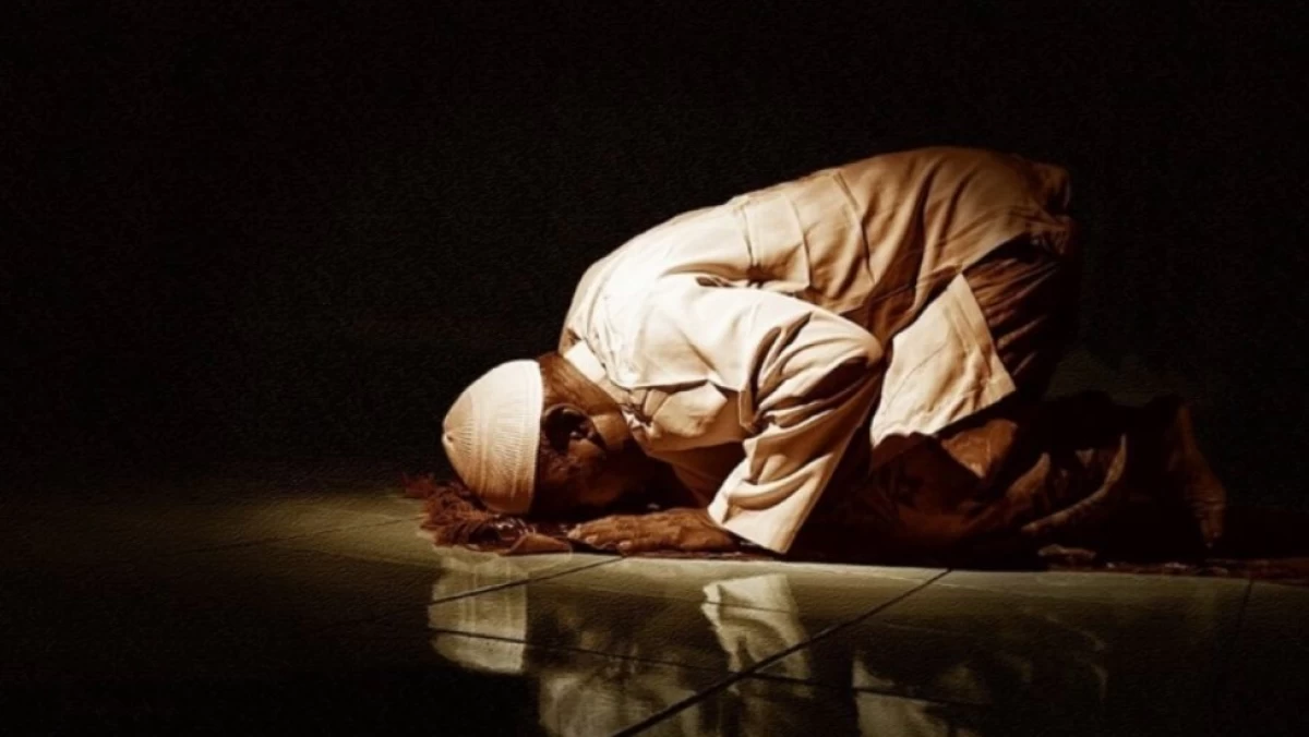 Teladani Nabi dalam Ibadah Malam di Bulan Ramadhan