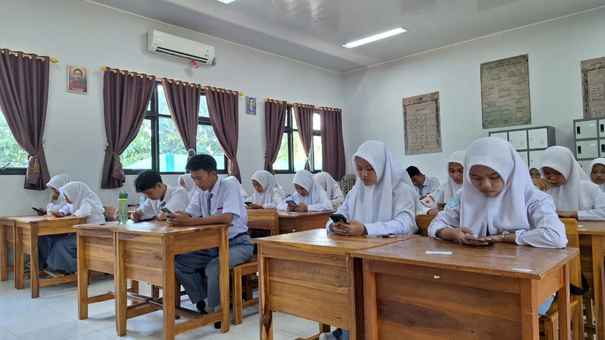 3 Etika Pelajar saat Mencari Ilmu dalam Kitab Taisir Al-Khalaq