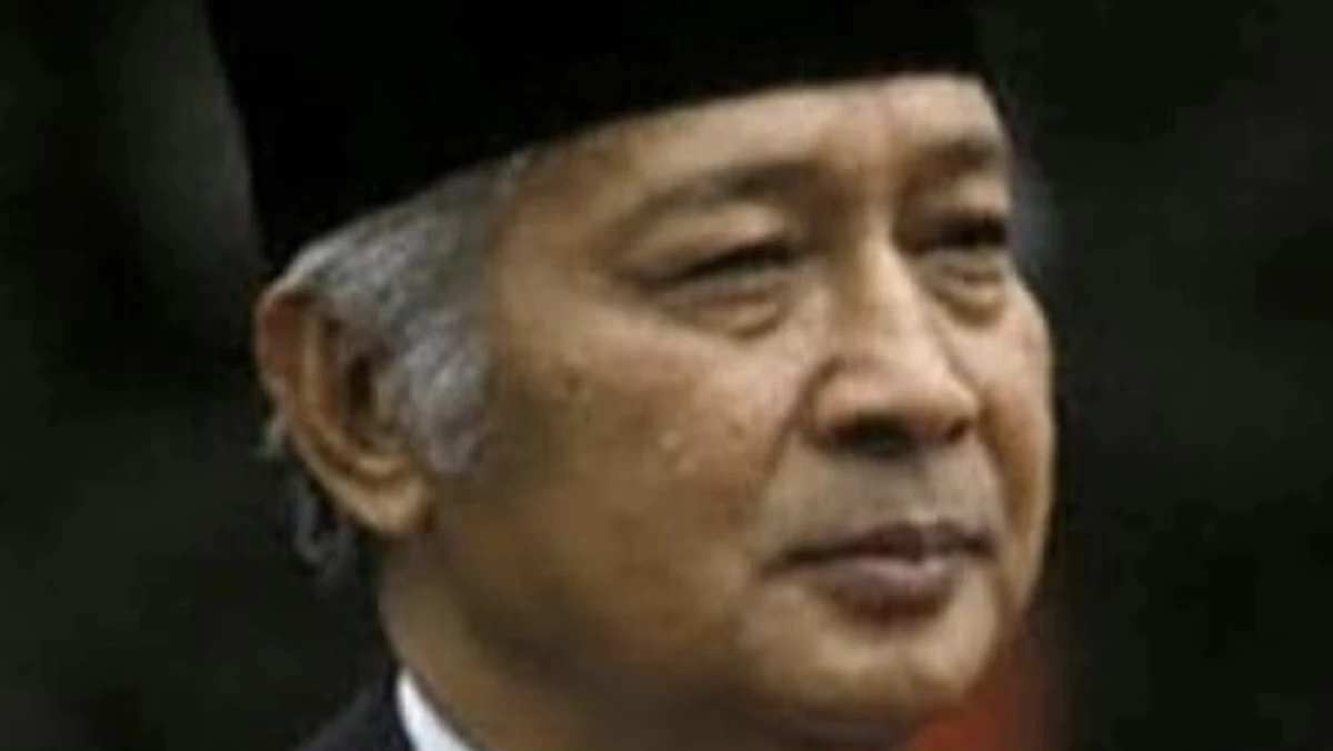 Memutihkan Sejarah Soeharto dan Meruntuhkan Keadilan