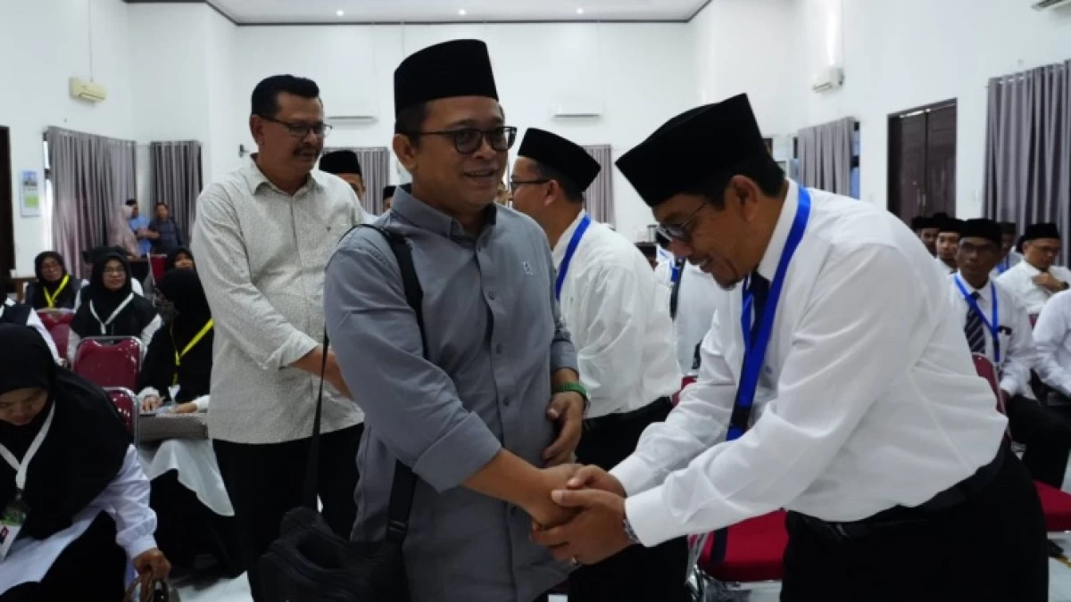 Ada 40 Ribu Jamaah Lansia, Stafsus Menag Dorong Petugas Haji 2024 Beri Layanan Terbaik