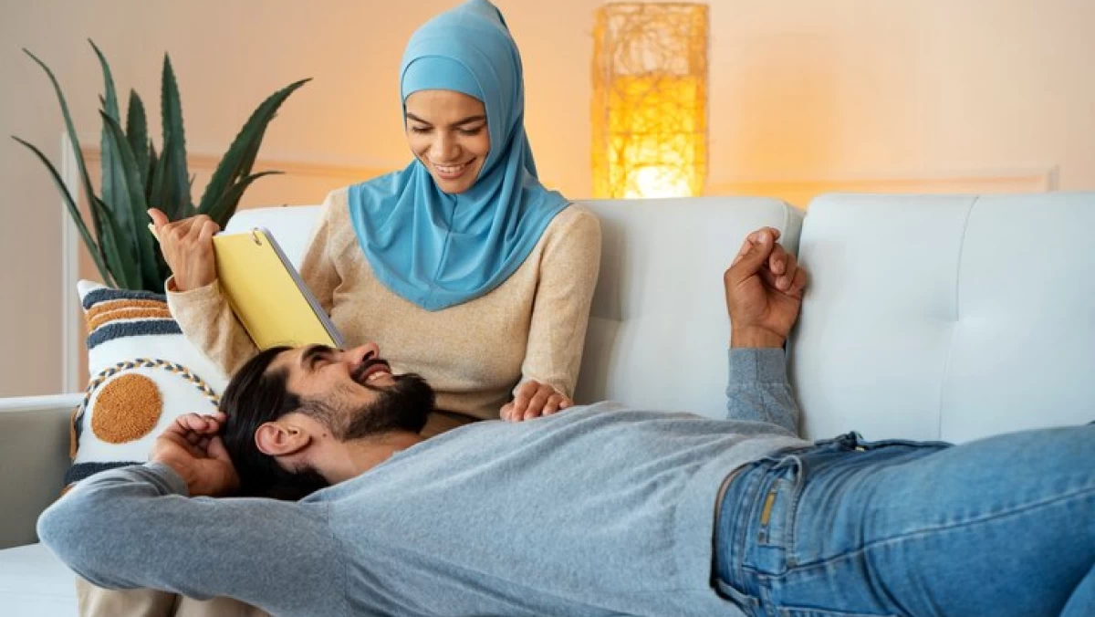 Haruskah Istri Batalkan Puasa Sunnah Rajab karena Suami Ingin Berhubungan Intim?