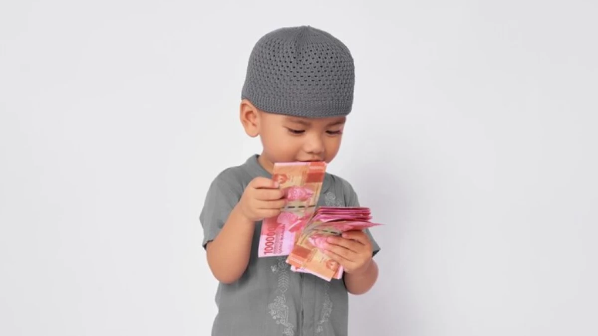 Apakah Orang Tua Berhak Atas THR Lebaran Anaknya?
